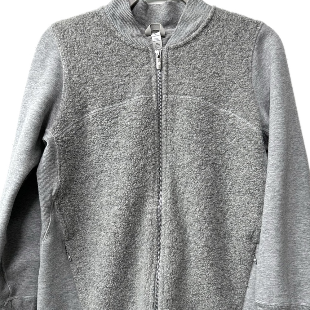 Lululemon Stand out Sherpa Jacket Light grey fleece